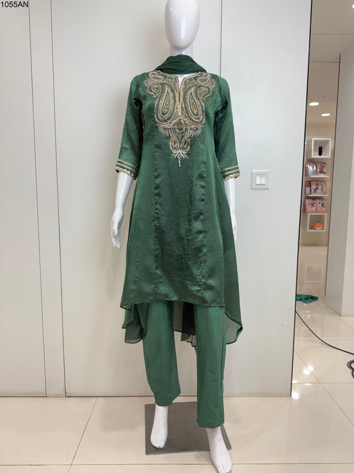 Anarkali SUit - 1011104 GA G