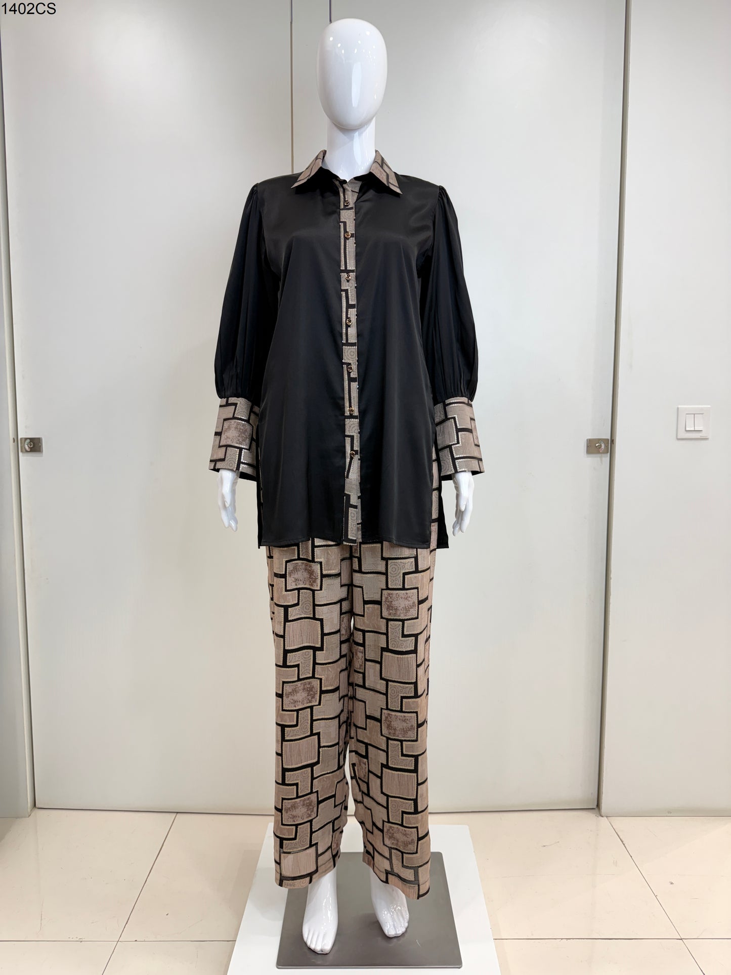 Coord Set - KW2428 ES BK