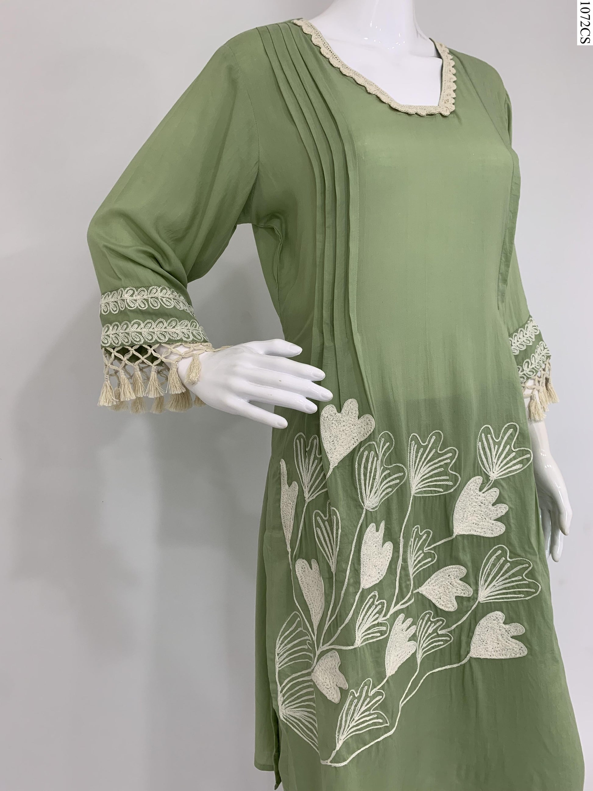 1205561